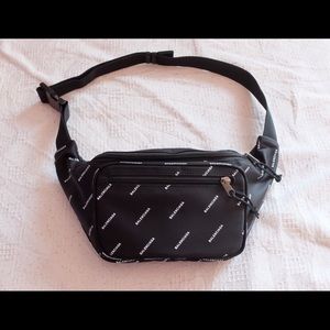 Balenciaga Fanny Pack Belt Bag 2017 Edition